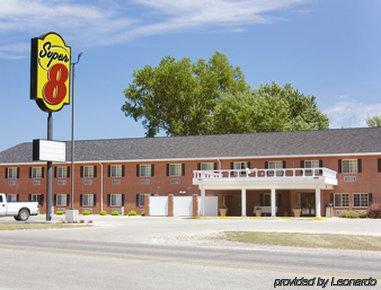 Super 8 By Wyndham Sheldon Hotell Exteriör bild